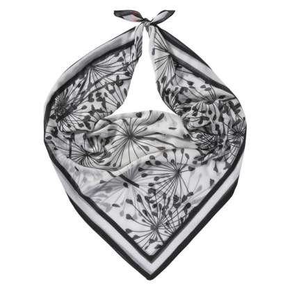 joe fresh, joe fresh toronto, joe fresh style, floral square scarf, square scarf